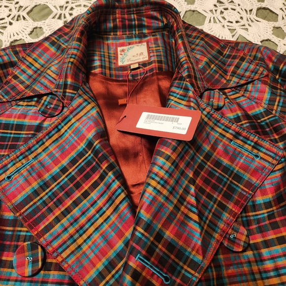 Sissyme silk multi colored jacket - Picture 9 of 11